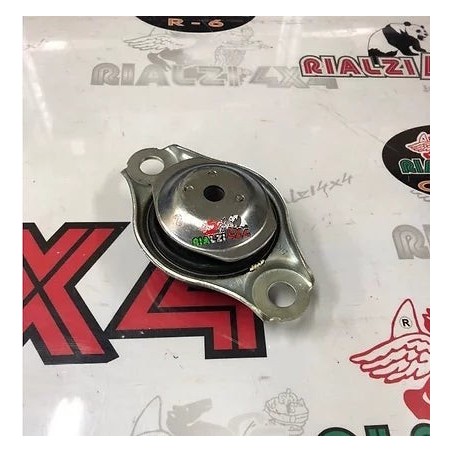 support-moteur-gauche-pour-panda-4x4-deuxieme-serie-169